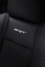 Chrysler 300C SRT8 2012 года
